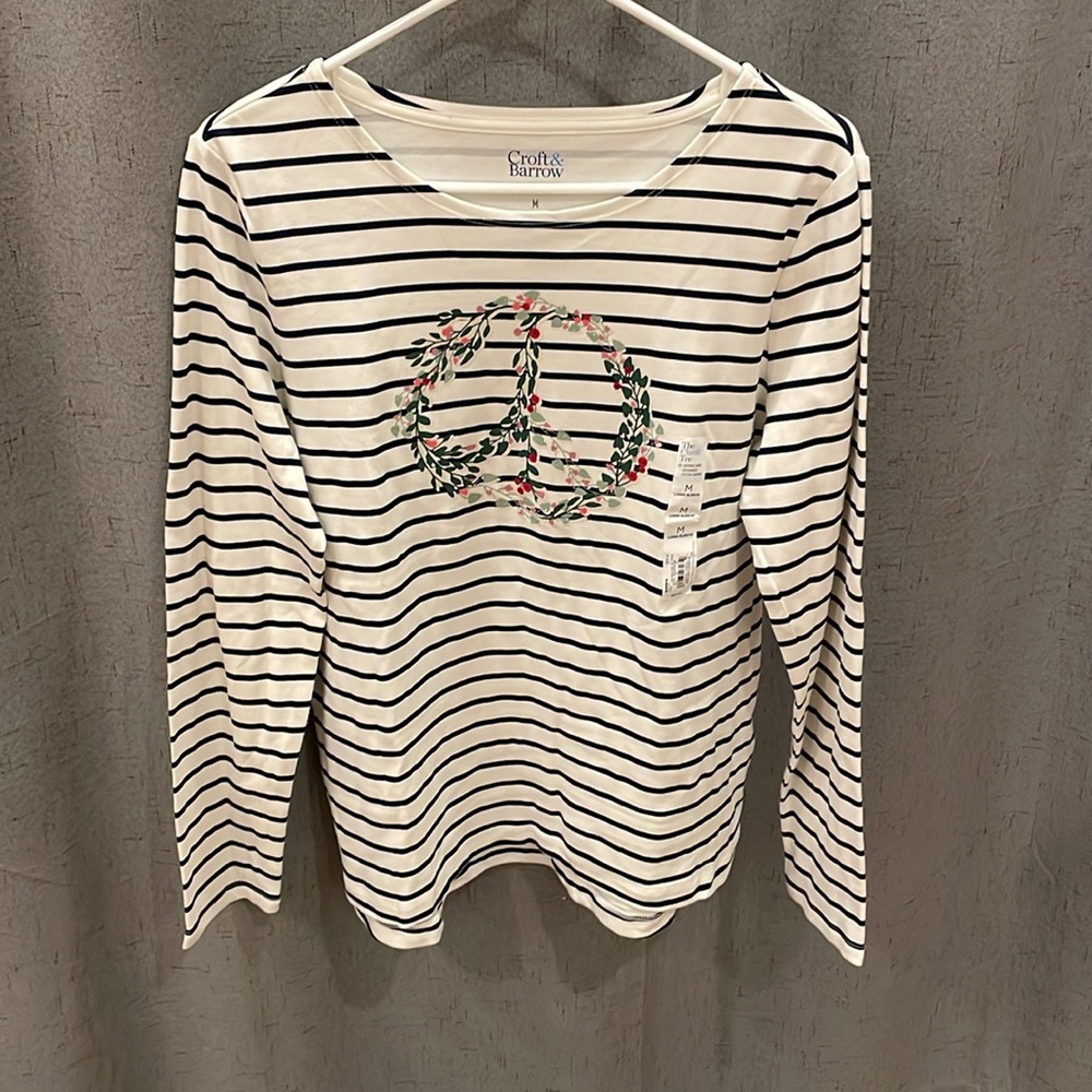 NWT Croft and Barrow Classic long Sleeve Tee Medium Floral Peace Symbol Stripes